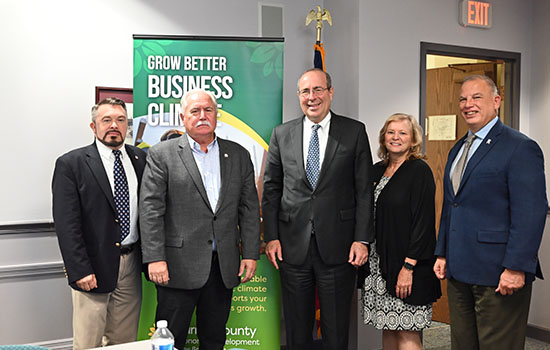 Federal Reserve Bank of Richmond President and CEO Barkin Visits Carroll County